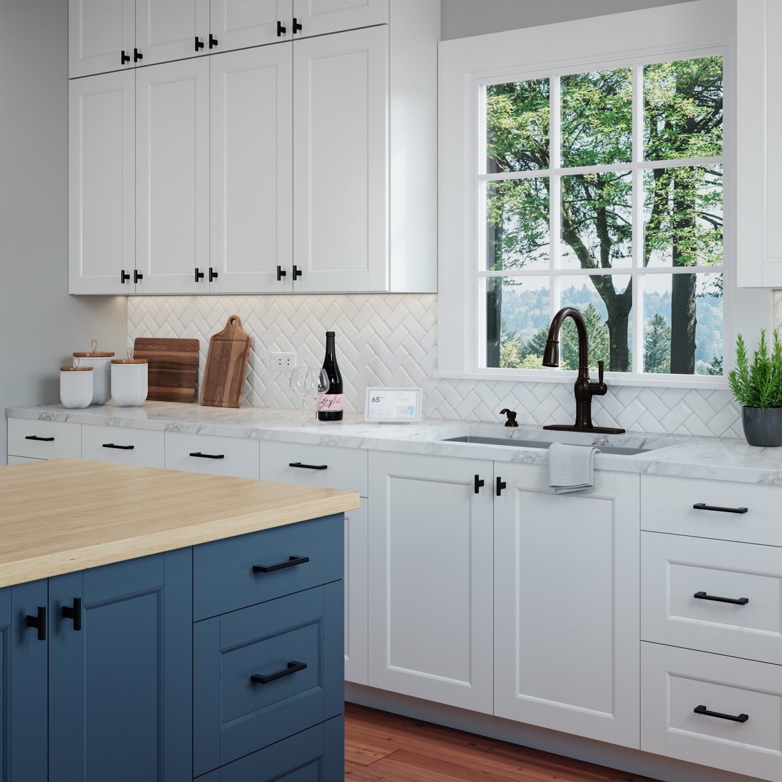 What Color Hardware for White Kitchen Cabinets?
