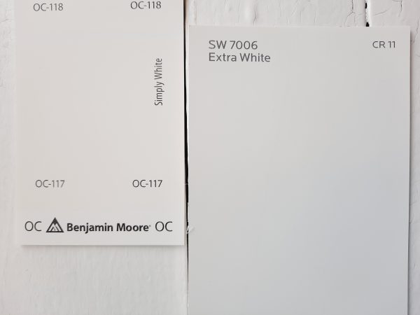 Benjamin Moore Simply White Paint Color Review