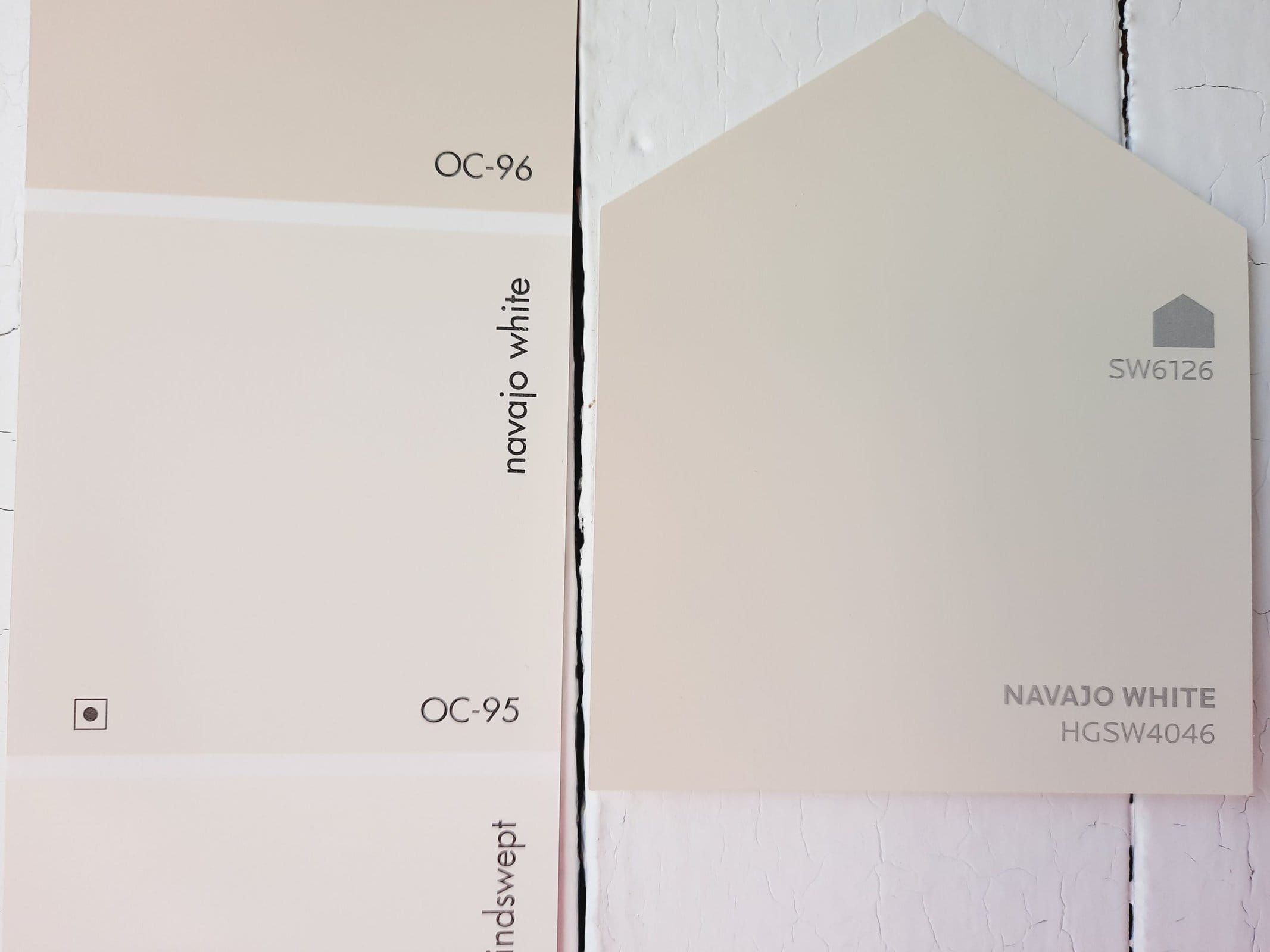 6 Navajo White vs Navajo White by Sherwin Williams scaled