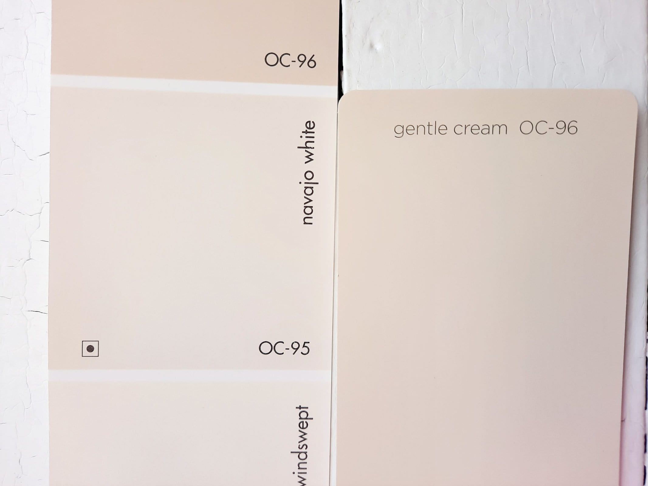 8 Navajo White vs Gentle Cream by Benjamin Moore scaled