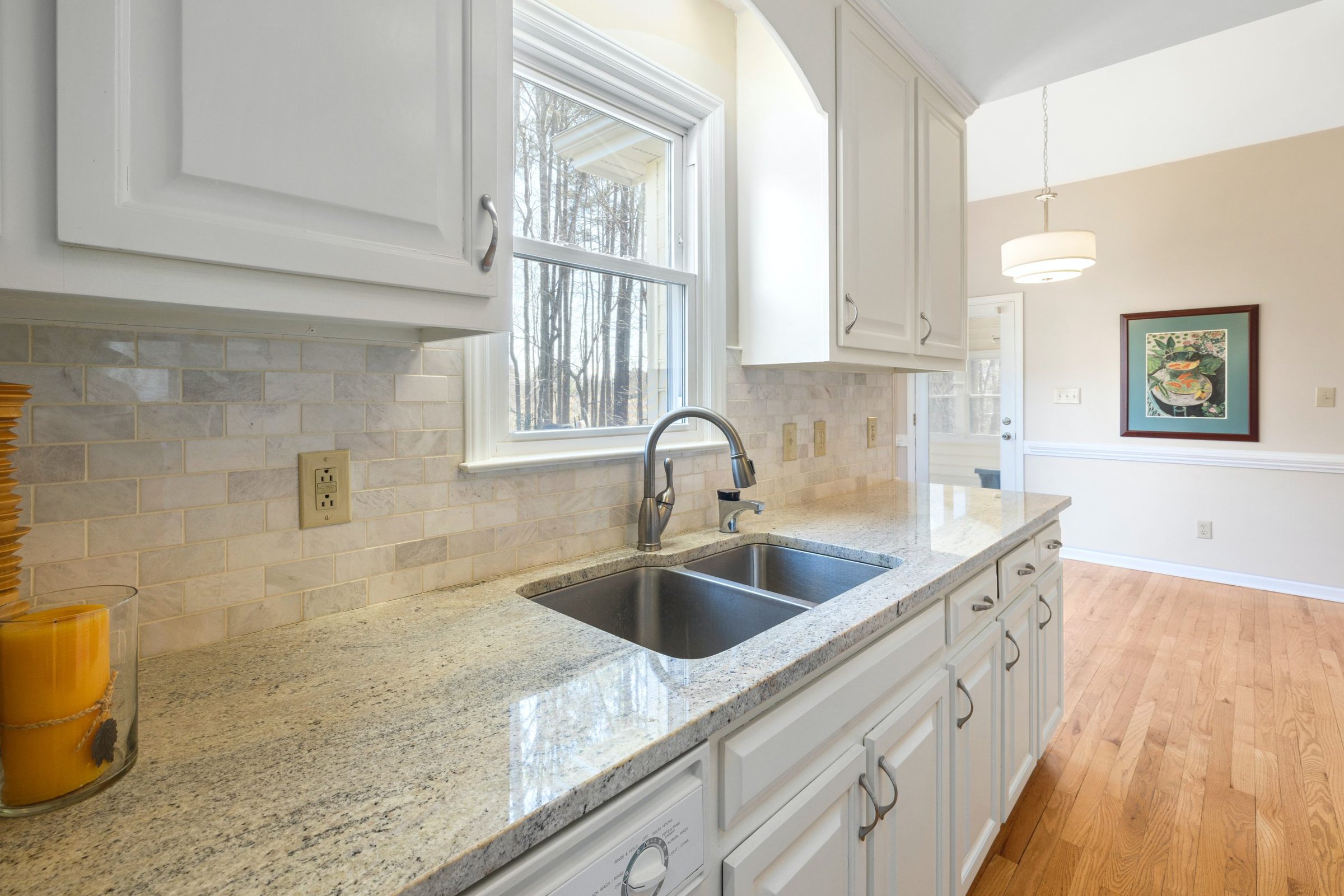  Use a Grey and White Marbled Subway Tile for a Traditional Look scaled