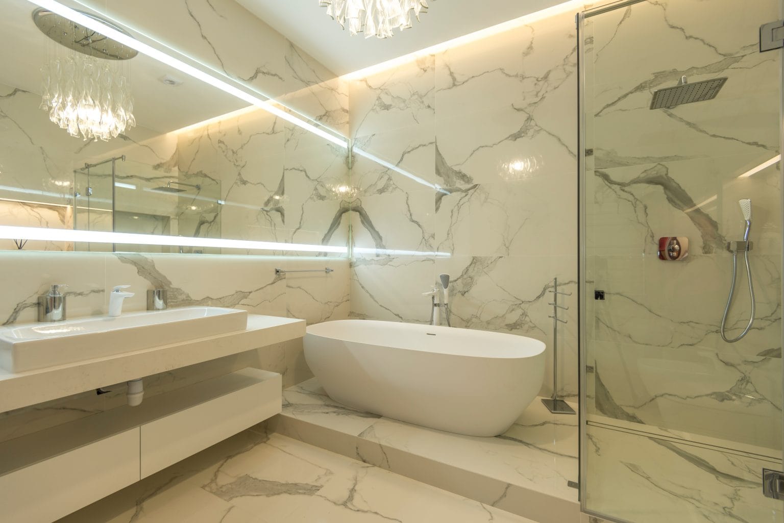 Should a Bathroom Be Fully Tiled?