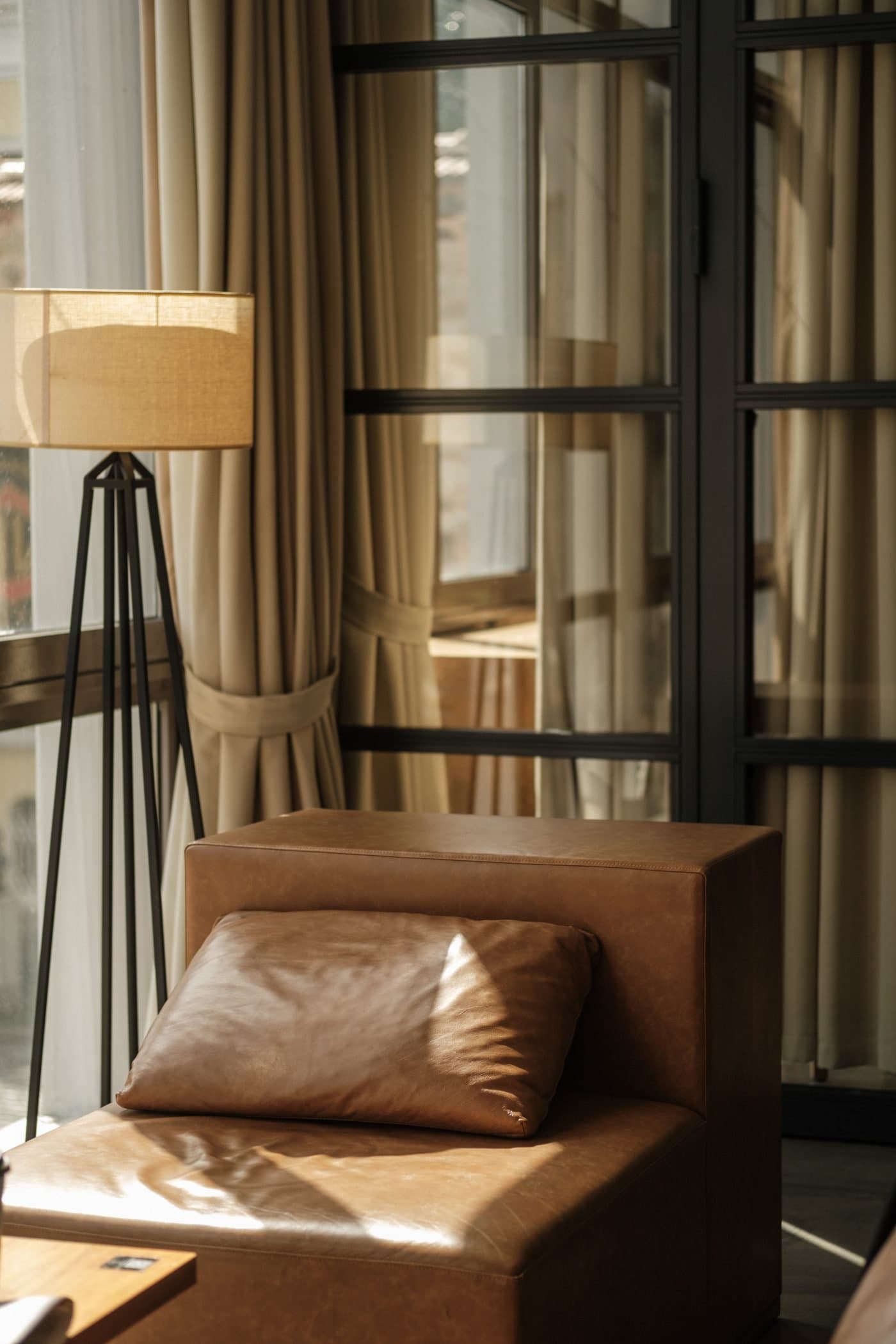 Where to Put a Floor Lamp in the Bedroom