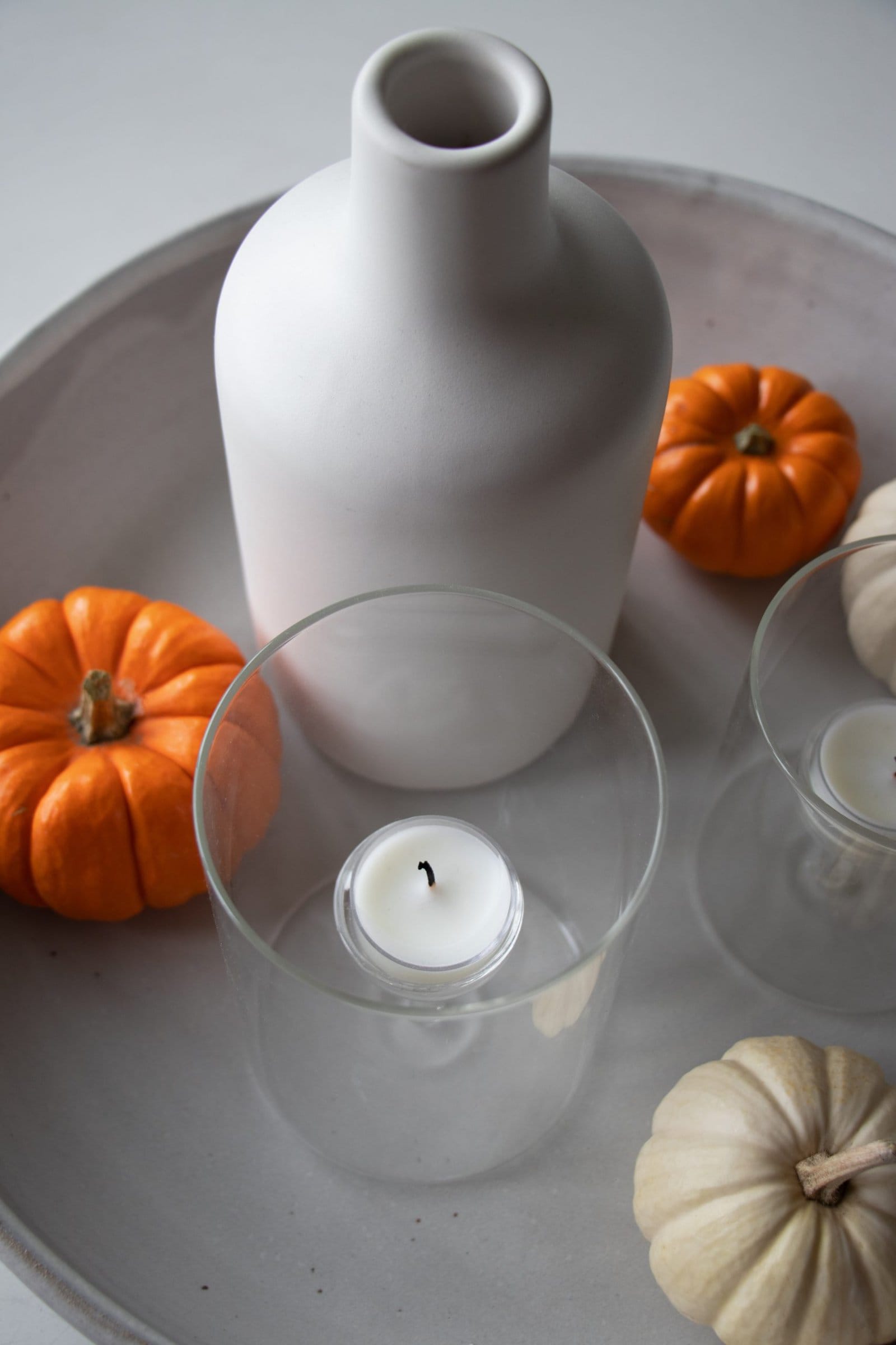  Fall Decor Doesnt Have to Be Flashy scaled