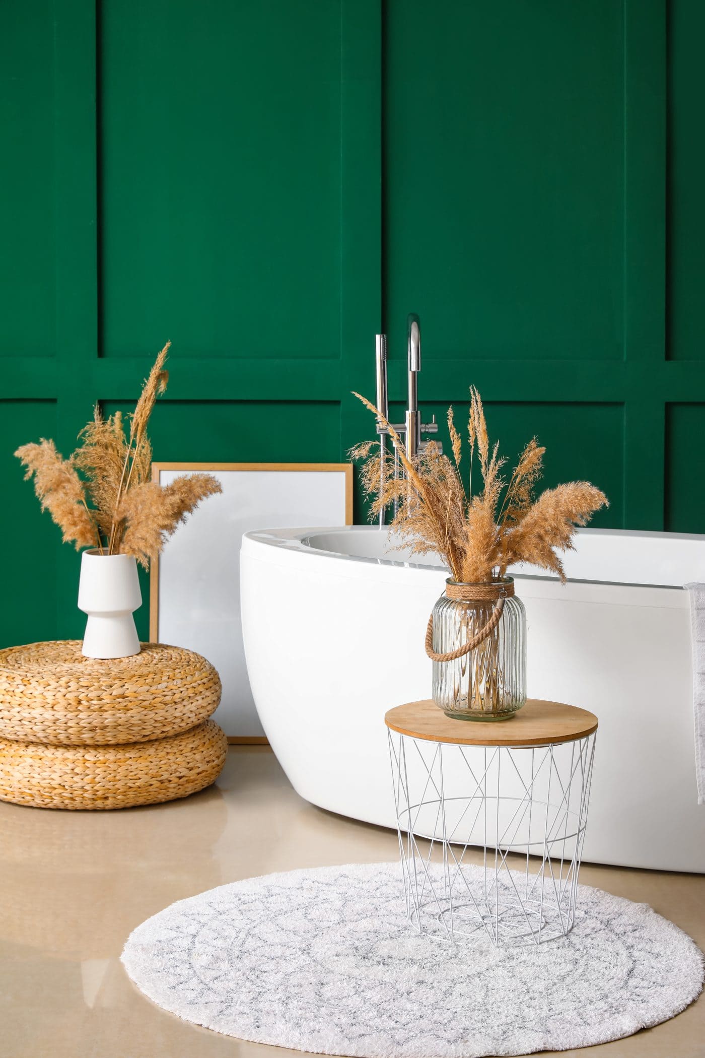 10 Creative Ways to Incorporate Emerald Green in Your Bathroom