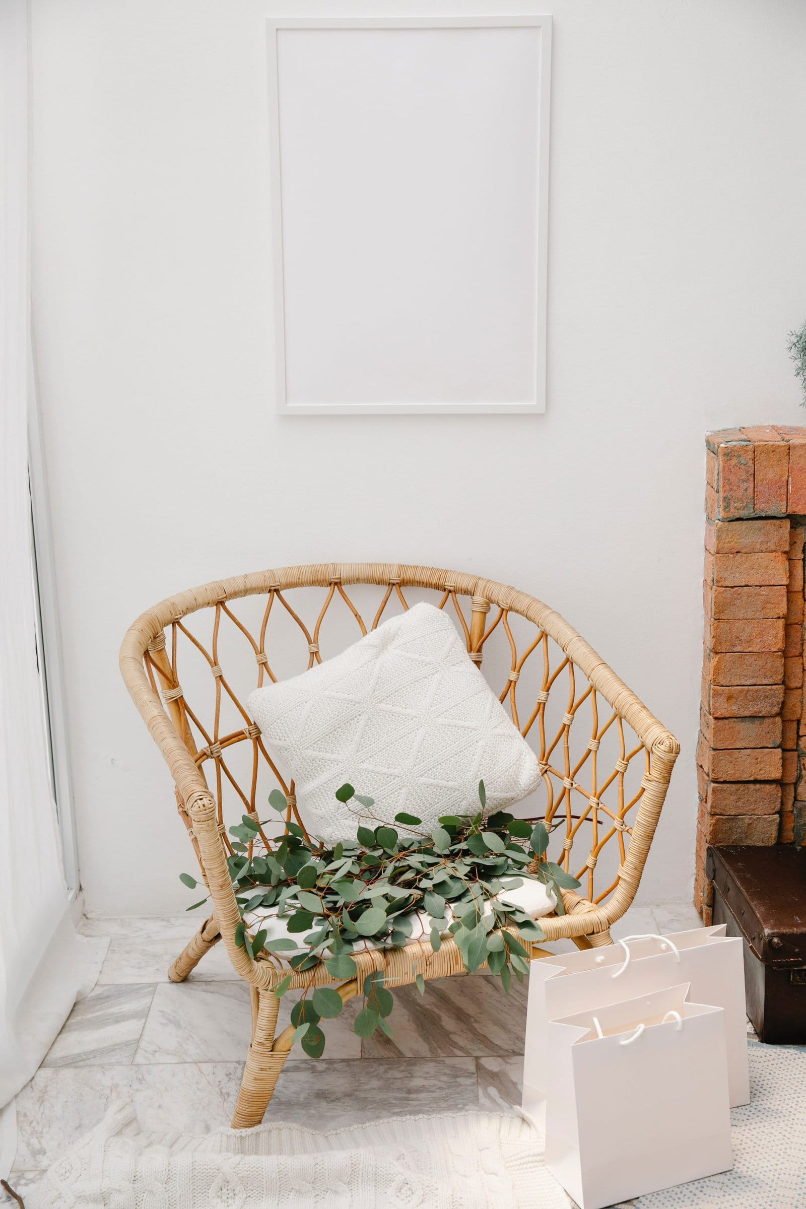  Rattan Chairs Are a Staple of the Coastal Look scaled