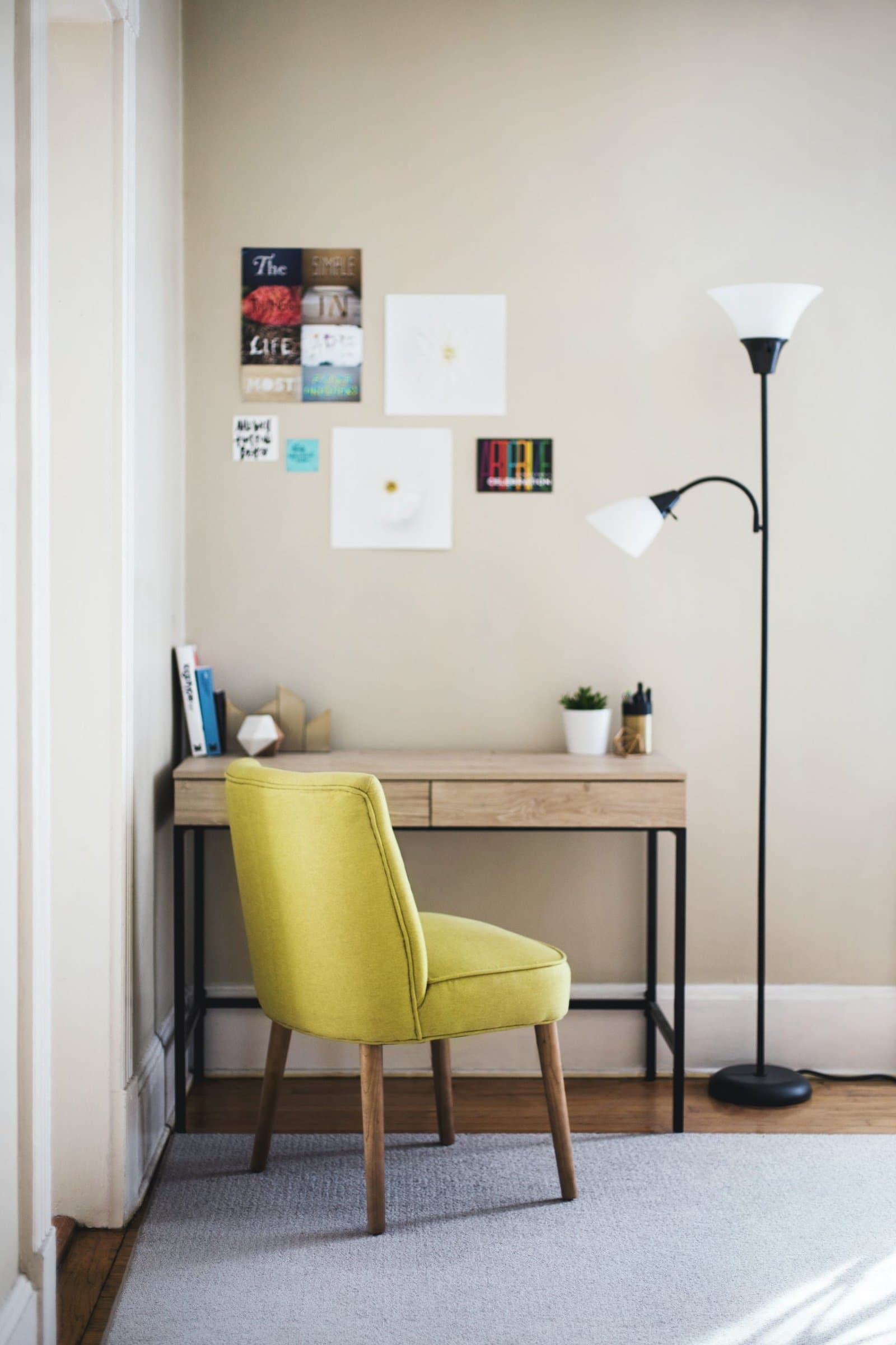  Go for a Modern Driftwood Desk scaled