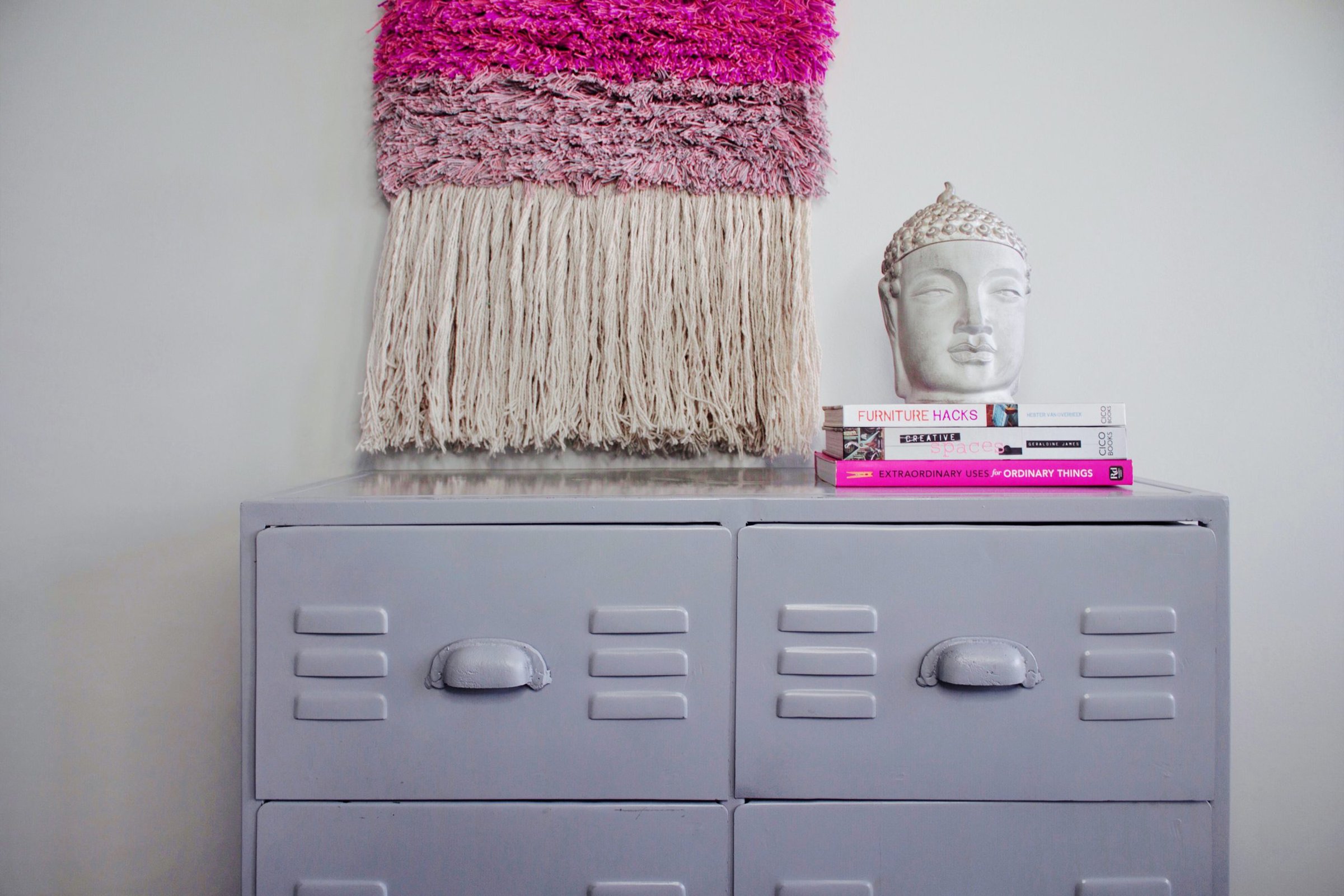 Pink and Gray Decor Will Make Your Living Room Pop scaled