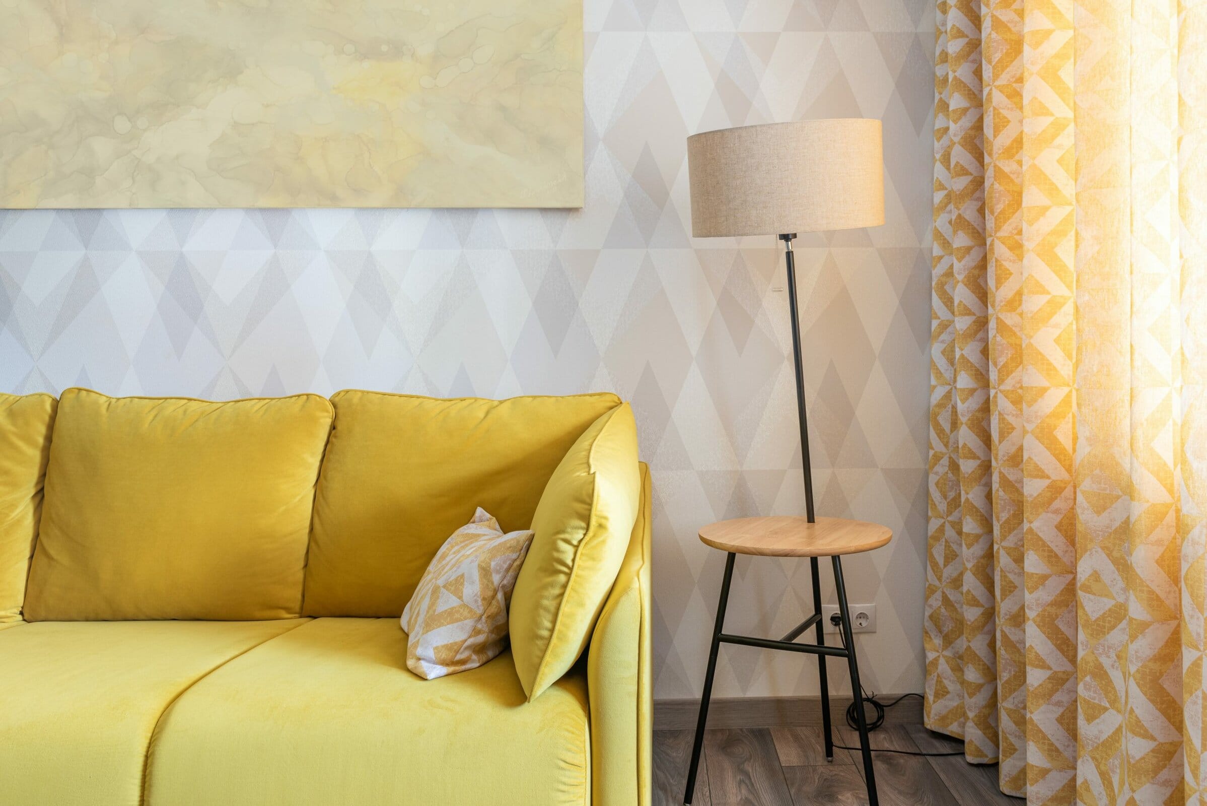  Geometric Accent Wallpaper scaled