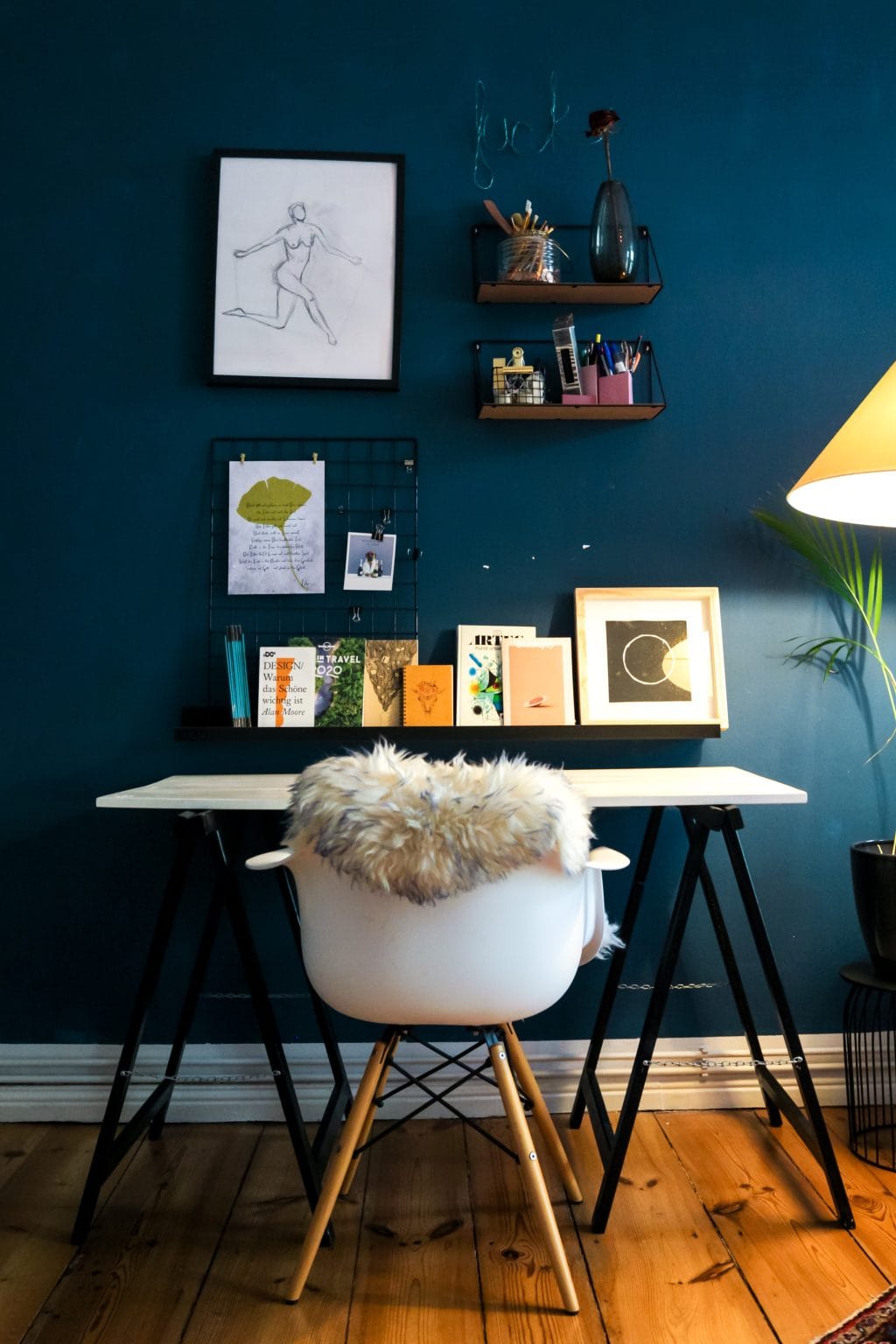 Office Accent Walls That Motivate And Inspire   2 Midnight Blue Accent Wall 1024x1536 